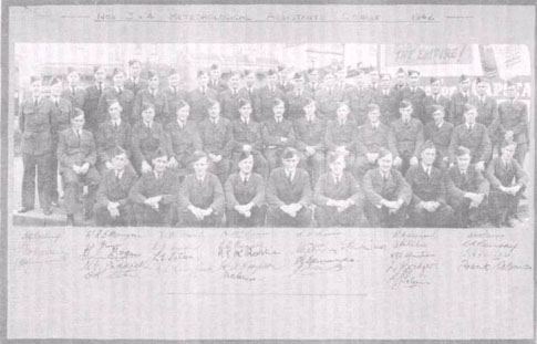 Meteorological Assistants' Courses, 1942
